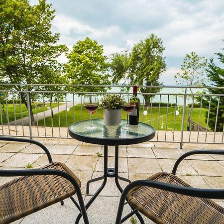 Siesta Sziget - Balaton-Parti Apartmanok Siófok Extérieur photo