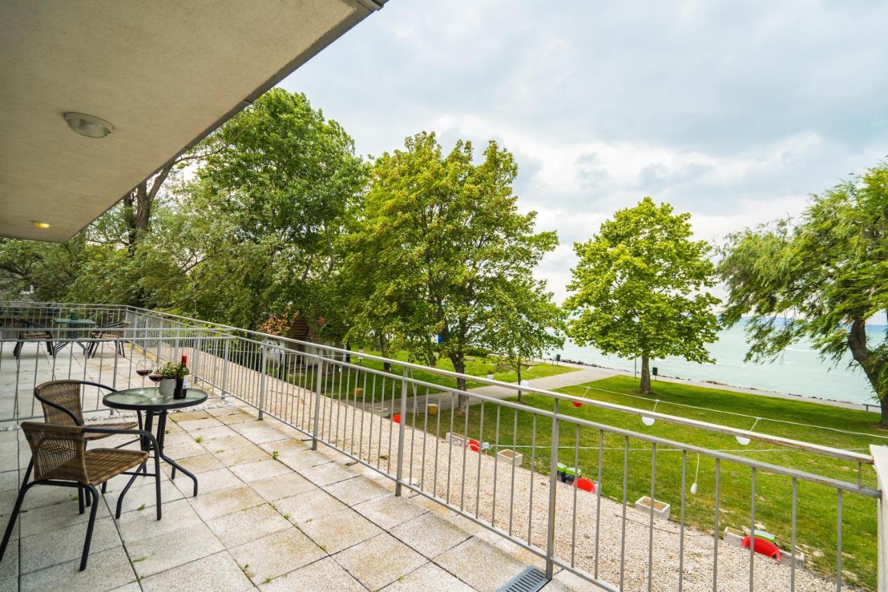 Siesta Sziget - Balaton-Parti Apartmanok Siófok Extérieur photo