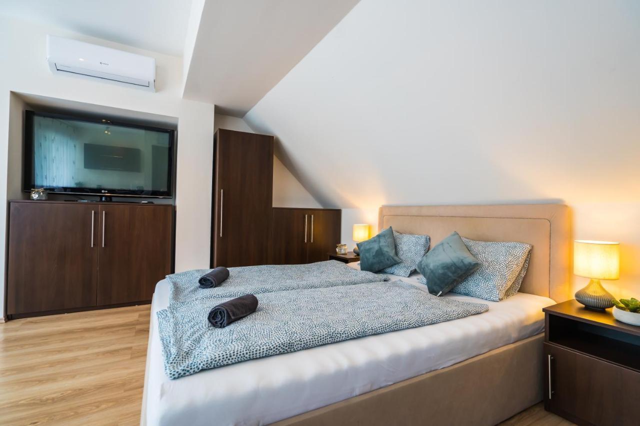 Siesta Sziget - Balaton-Parti Apartmanok Siófok Extérieur photo
