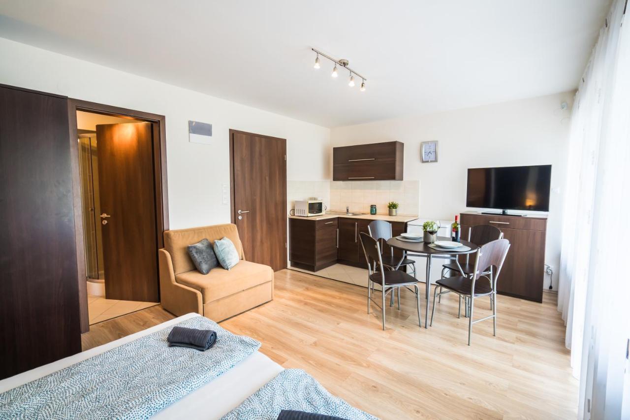 Siesta Sziget - Balaton-Parti Apartmanok Siófok Extérieur photo
