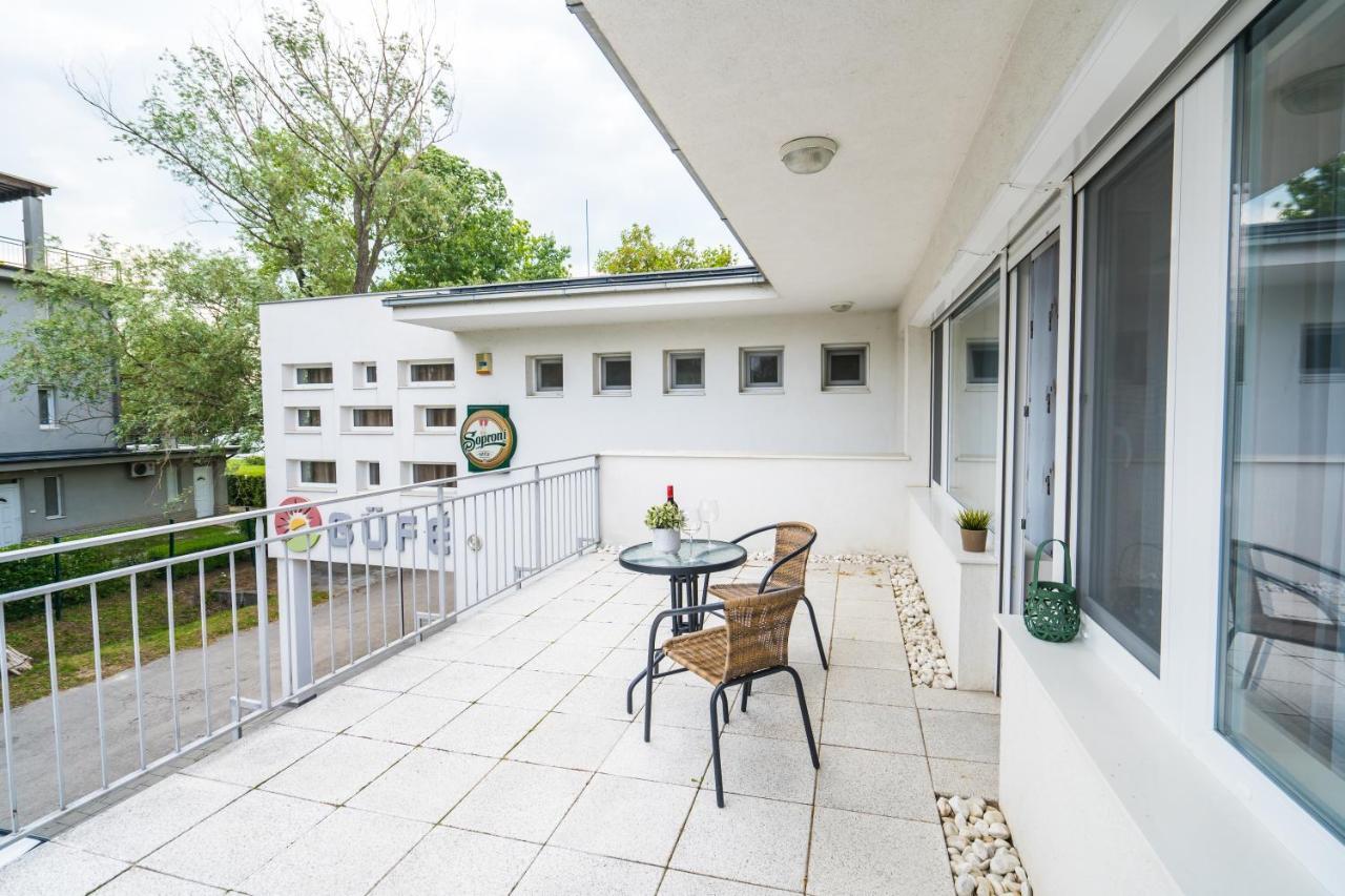 Siesta Sziget - Balaton-Parti Apartmanok Siófok Extérieur photo