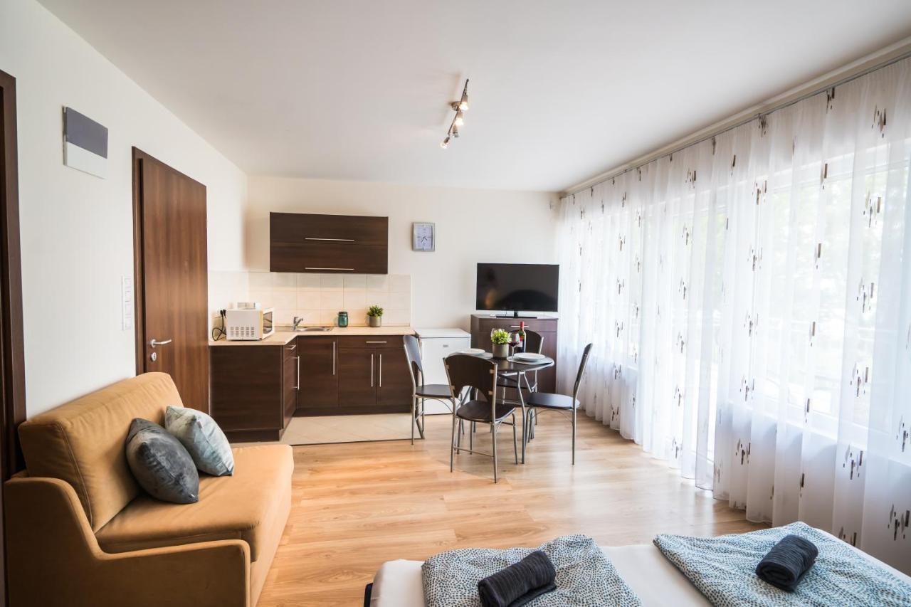 Siesta Sziget - Balaton-Parti Apartmanok Siófok Extérieur photo